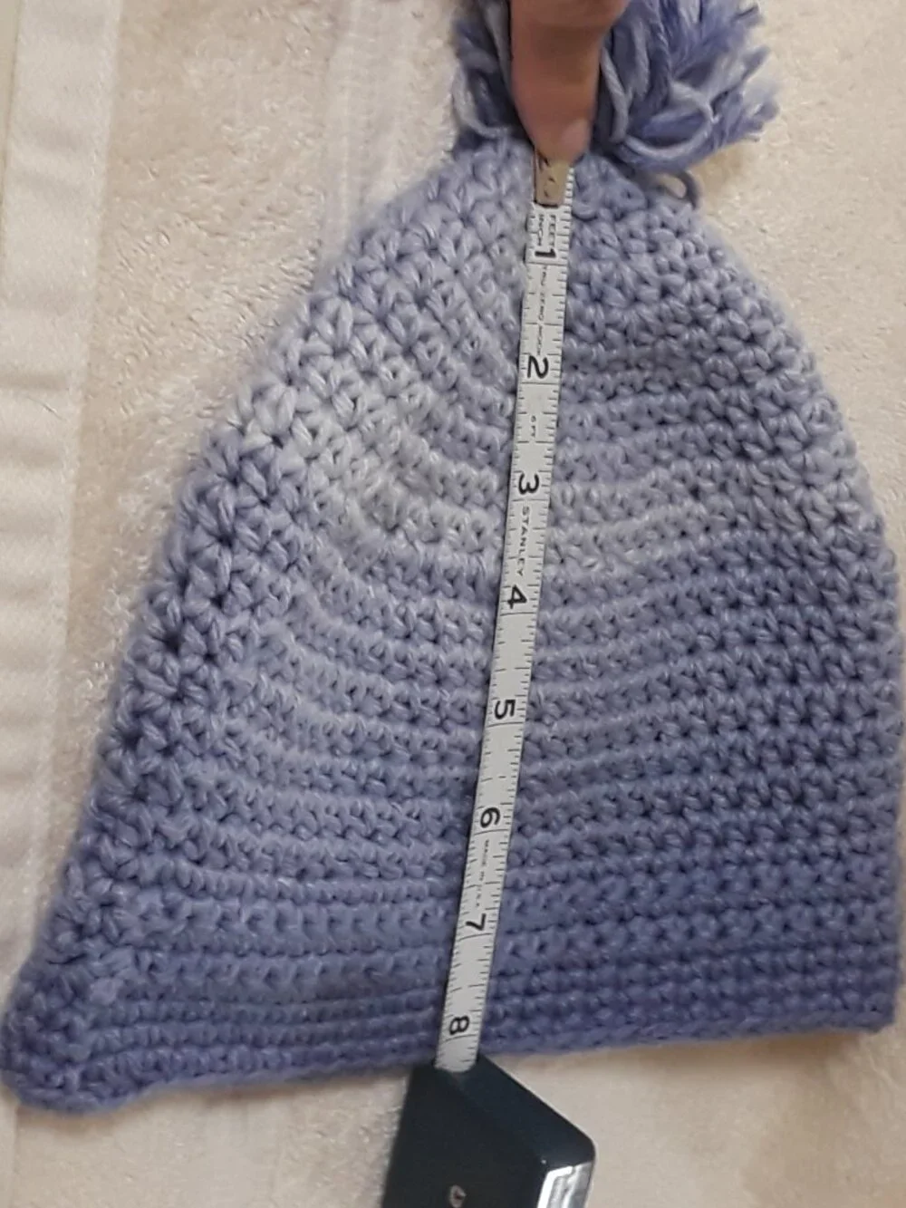 Winter hat beanie crochet YOUTH blue & white hombre-like pattern with tassel EUC